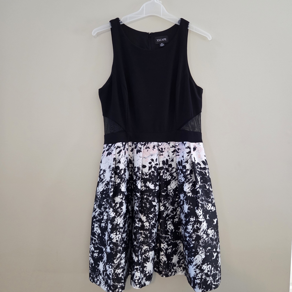 Xscape Elegant Black Sleeveless Dress